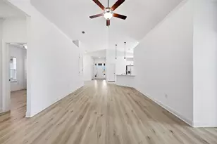 22 Bonne Vue Cir, Freeport, FL 32439 - Photo 6