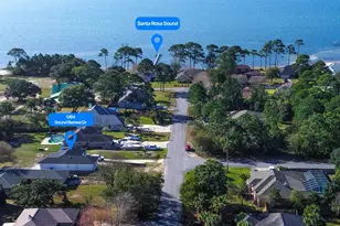1394 Sound Retreat Dr, Navarre, FL 32566 - Photo 2