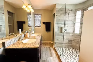 1394 Sound Retreat Dr, Navarre, FL 32566 - Photo 28