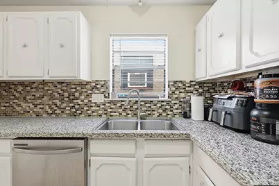 41 12th Street #68, Shalimar, FL 32579 - Photo 4
