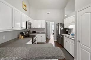 9412 Pouder Ln, Navarre, FL 32566 - Photo 10