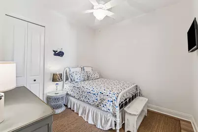 8037 Gulf Boulevard, Navarre, FL 32566 - Photo 24