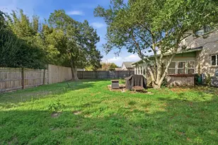 1253 Redwood Ln, Gulf Breeze, FL 32563 - Photo 42