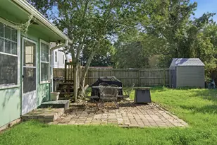 1253 Redwood Ln, Gulf Breeze, FL 32563 - Photo 40