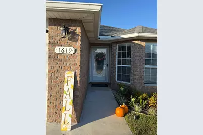 1619 Fenwick Avenue, Fort Walton Beach, FL 32547 - Photo 2