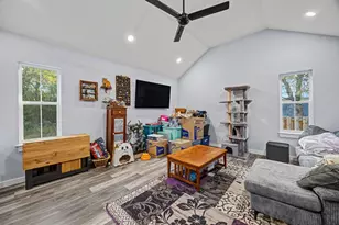 255 W Renoir Rd, Defuniak Springs, FL 32433 - Photo 6