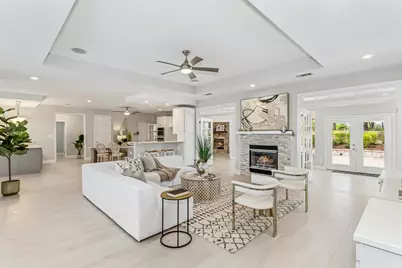 1029 Lake Way Drive, Niceville, FL 32578 - Photo 10