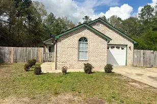 3429 Melissa Ln, Crestview, FL 32539 - Photo 1