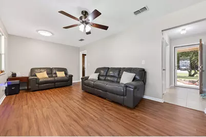323 Pontevedra Lane, Niceville, FL 32578 - Photo 4