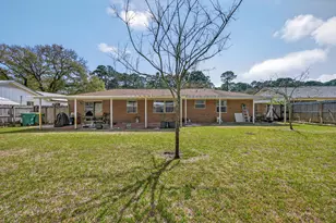323 Pontevedra Ln, Niceville, FL 32578 - Photo 36