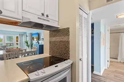 770 Sundial Court #UNIT 206, Fort Walton Beach, FL 32548 - Photo 4