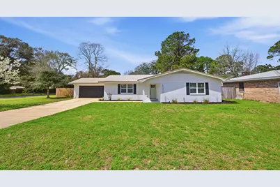 600 Burgundy Lane, Fort Walton Beach, FL 32547 - Photo 4