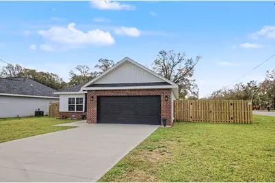 197 W 1st Avenue, Crestview, FL 32536 - Photo 2