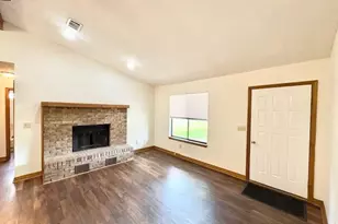 912 Nutmeg Ave, Niceville, FL 32578 - Photo 2