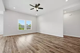 2805 Blackbird Ct, Crestview, FL 32539 - Photo 6