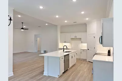 2740 Louis Circle, Crestview, FL 32536 - Photo 4