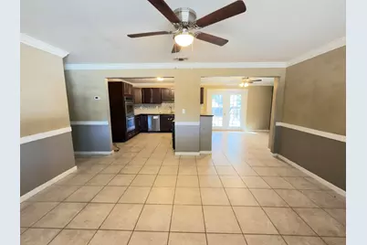 515 E Robinson Avenue, Crestview, FL 32539 - Photo 2