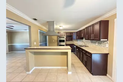 515 E Robinson Avenue, Crestview, FL 32539 - Photo 4