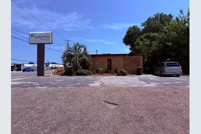 58 Beal Parkway, Fort Walton Beach, FL 32548 - Photo 2