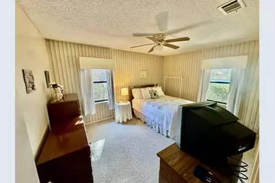 444 Pitts Bayshore Drive, Freeport, FL 32439 - Photo 2