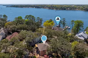 305 Boggy Bayou Ct, Niceville, FL 32578 - Photo 2