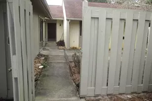 700 Bay Dr, Niceville, FL 32578 - Photo 2