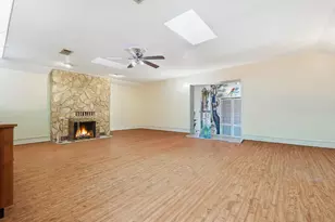 144 Monahan Dr, Fort Walton Beach, FL 32547 - Photo 6