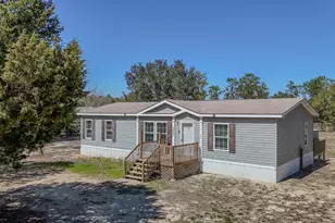2442 Pinewood Dr, Chipley, FL 32428 - Photo 2