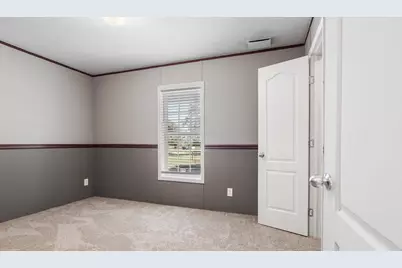 2442 Pinewood Drive, Chipley, FL 32428 - Photo 12
