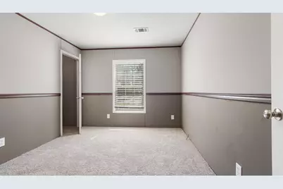 2442 Pinewood Drive, Chipley, FL 32428 - Photo 18