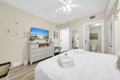 114 Carillon Market Street #412, Panama City Beach, FL 32413 - Photo 16