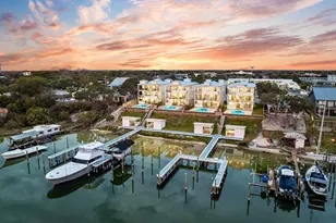 714 Harbor Blvd, Destin, FL 32541 - Photo 1
