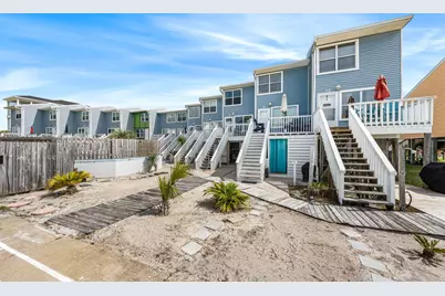 1430 Tina Drive #APT 9, Navarre, FL 32566 - Photo 2