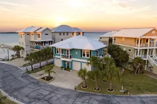 1468 Bermuda Dr, Navarre, FL 32566 - Photo 2