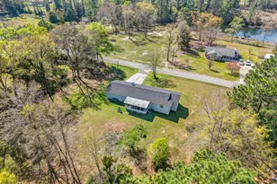 374 Pinewood Dr, Defuniak Springs, FL 32433 - Photo 6