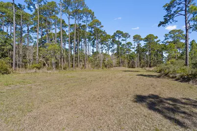 0000 Fontainebleau Court, Navarre, FL 32566 - Photo 22
