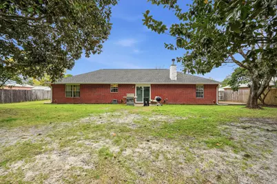 4437 Southminster Circle, Niceville, FL 32578 - Photo 2