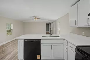 512 W Bach Dr, Defuniak Springs, FL 32433 - Photo 12