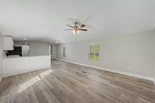 512 W Bach Dr, Defuniak Springs, FL 32433 - Photo 6
