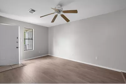 1301 Redwood Lane #A, Gulf Breeze, FL 32563 - Photo 10