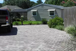402 Marlowe Dr, Fort Walton Beach, FL 32547 - Photo 1