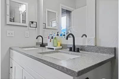 409 NW Adam Street, Fort Walton Beach, FL 32548 - Photo 10