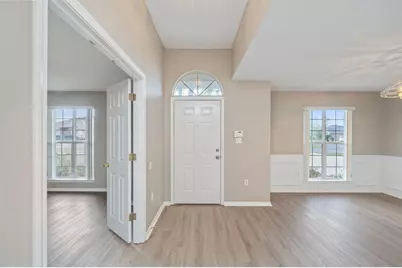 654 Brunson Street, Crestview, FL 32536 - Photo 6