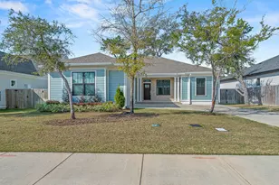305 Sweet Basil Ln, Niceville, FL 32578 - Photo 2