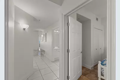 1111 Santa Rosa #404, Fort Walton Beach, FL 32548 - Photo 4