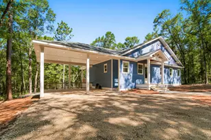 15 Holly Lake Ct, Defuniak Springs, FL 32433 - Photo 1