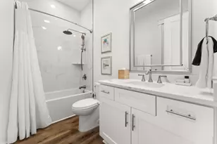 413 Henderson Cottage Wy, Destin, FL 32541 - Photo 14