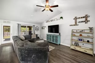 5780 E Dogwood Dr, Crestview, FL 32539 - Photo 8