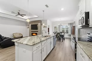 1928 Cambridge Park Dr, Gulf Breeze, FL 32563 - Photo 12