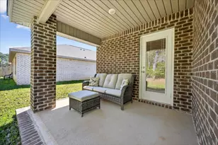 6320 Burrow Ln, Pensacola, FL 32526 - Photo 16
